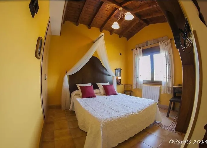 Fuentes Casa rural Rubayo